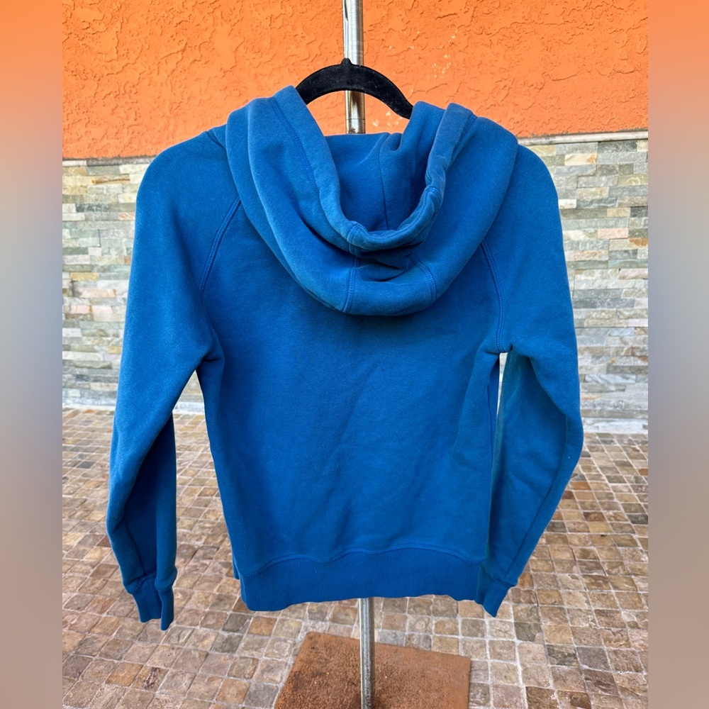 Adidas size xs sweater - Picture 2 of 3